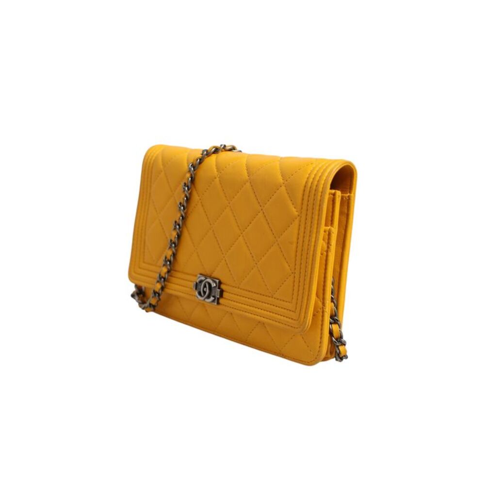 Chanel Yellow New Medium Boy Women's Bag - Picture 3 of 6